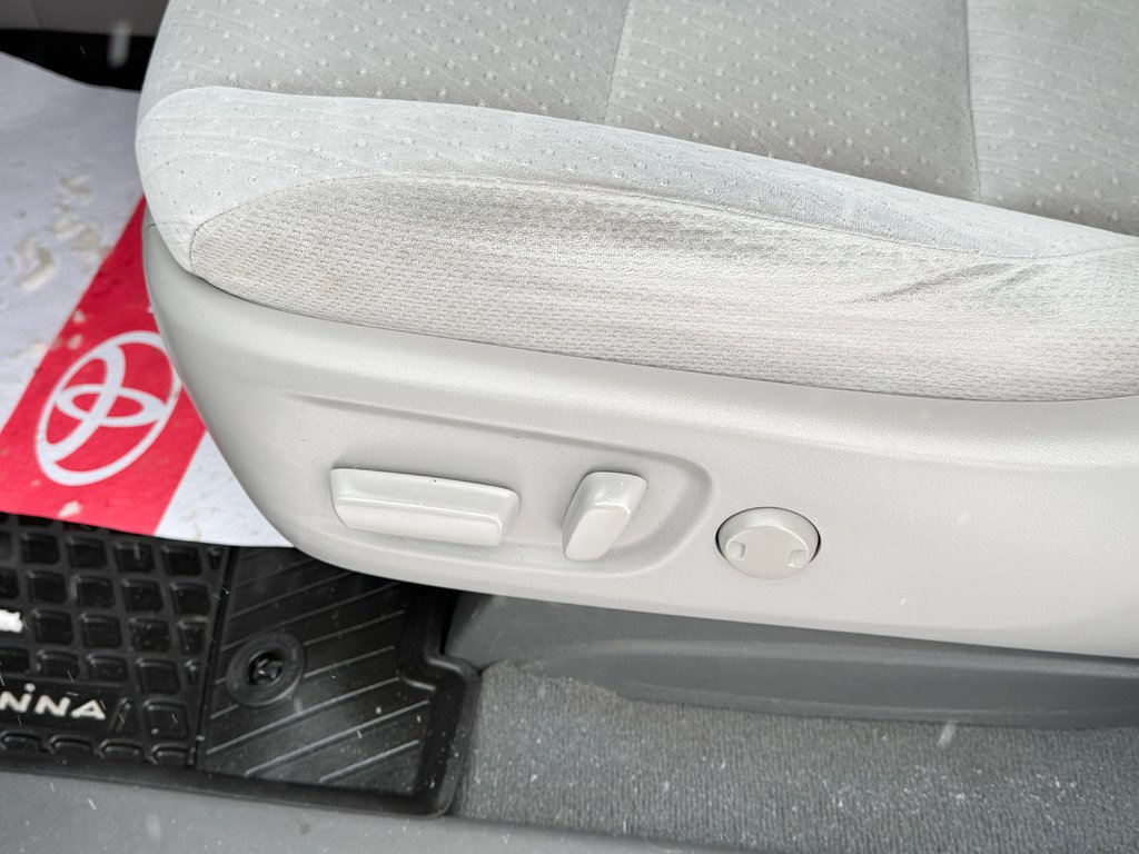 2020 Toyota SIENNA LE AWD AWD / INSPECTÉ / MÉCANIQUE A1 / WOW / in Thetford Mines, Quebec - 28 - w1024h768px