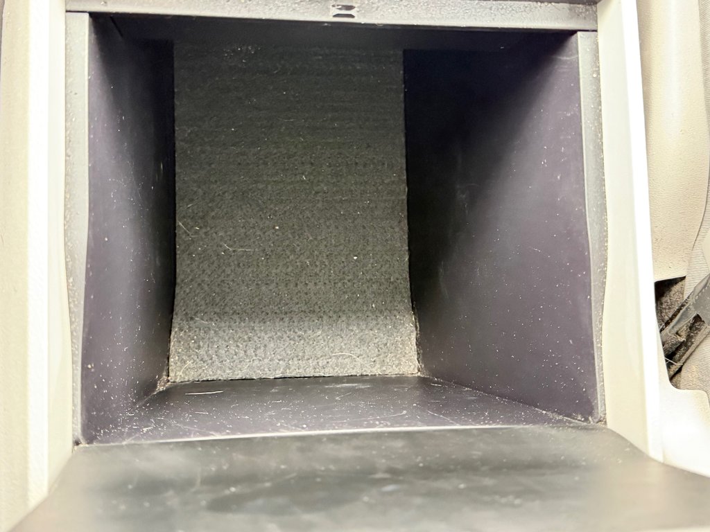 2020 Toyota SIENNA LE AWD AWD / INSPECTÉ / MÉCANIQUE A1 / WOW / in Thetford Mines, Quebec - 48 - w1024h768px