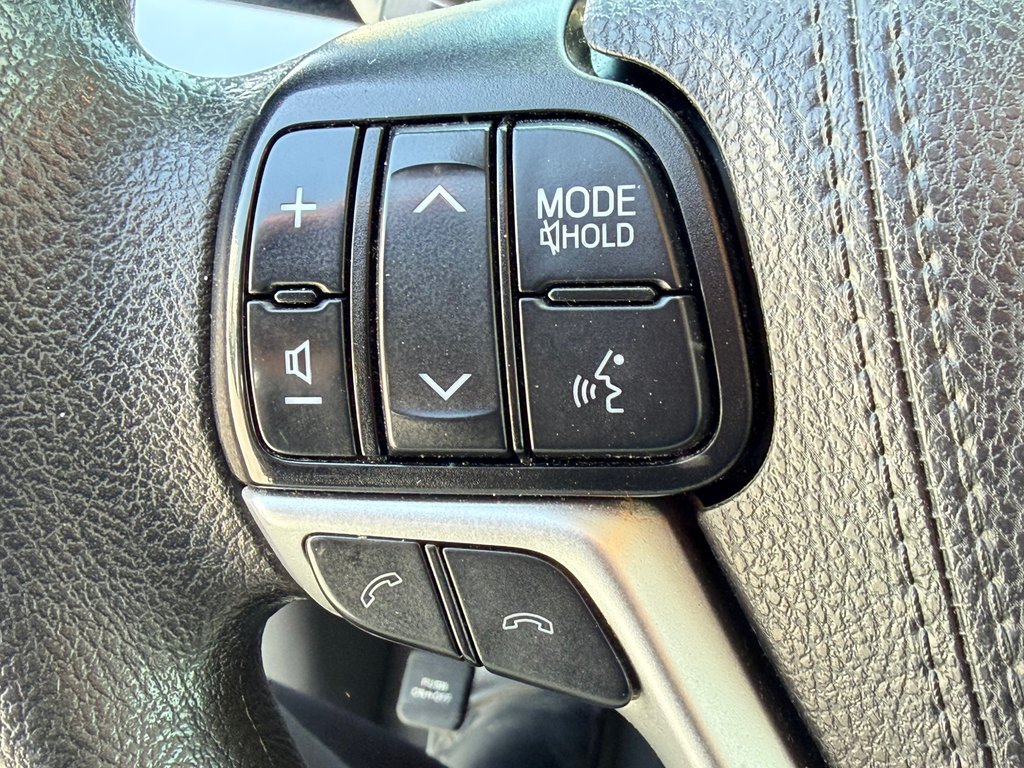 2020 Toyota SIENNA LE AWD INSPECTÉ / MÉCANIQUE A1 / WOW / in Thetford Mines, Quebec - 32 - w1024h768px