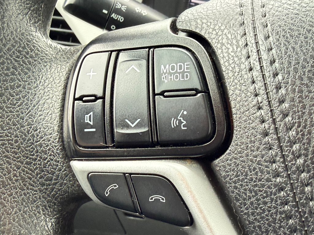 2020 Toyota SIENNA LE AWD AWD / INSPECTÉ / MÉCANIQUE A1 / WOW / in Thetford Mines, Quebec - 34 - w1024h768px