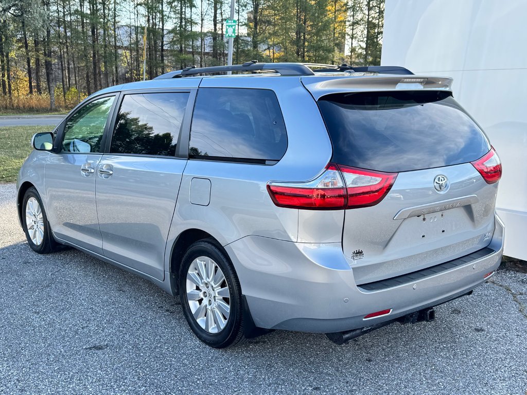 Toyota Sienna XLE / AWD / INSPECTÉ / INT : CUIR / TOIT OUVRANT 2015 à Thetford Mines, Québec - 6 - w1024h768px