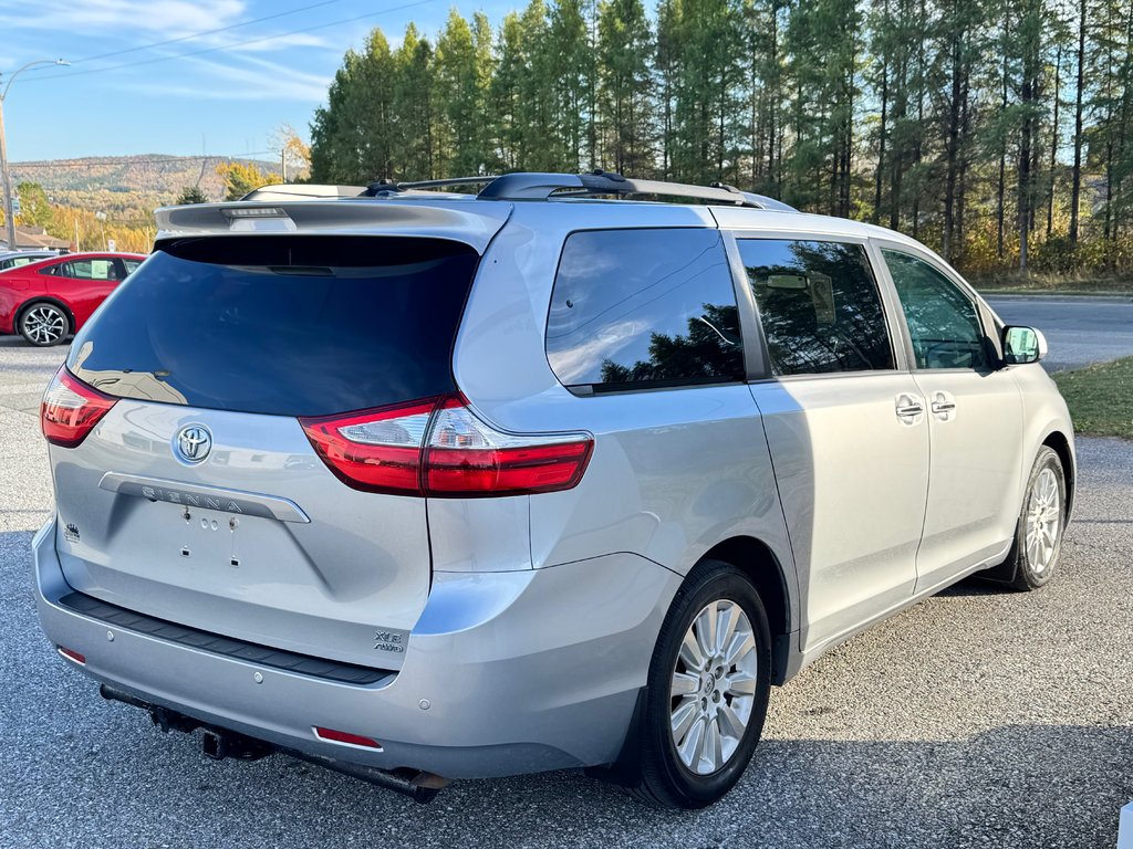 Toyota Sienna XLE / AWD / INSPECTÉ / INT : CUIR / TOIT OUVRANT 2015 à Thetford Mines, Québec - 4 - w1024h768px