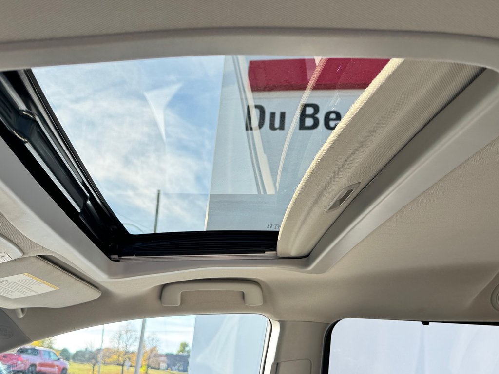 Toyota Sienna XLE / AWD / INSPECTÉ / INT : CUIR / TOIT OUVRANT 2015 à Thetford Mines, Québec - 58 - w1024h768px