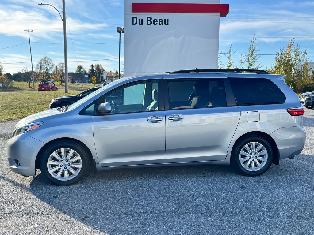 Toyota Sienna XLE / AWD / INSPECTÉ / INT : CUIR / TOIT OUVRANT 2015 à Thetford Mines, Québec - 7 - w1024h768px