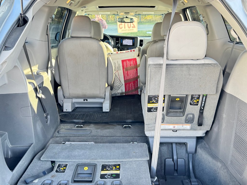 Toyota Sienna XLE / AWD / INSPECTÉ / INT : CUIR / TOIT OUVRANT 2015 à Thetford Mines, Québec - 64 - w1024h768px