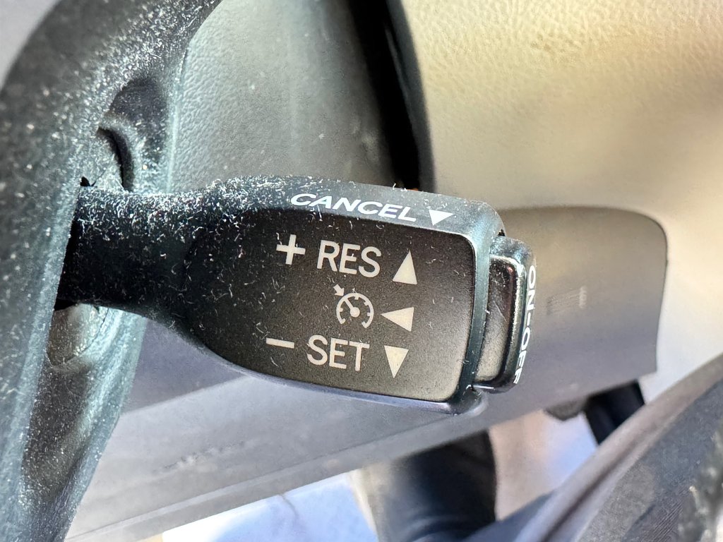 Toyota Sienna XLE / AWD / INSPECTÉ / INT : CUIR / TOIT OUVRANT 2015 à Thetford Mines, Québec - 42 - w1024h768px