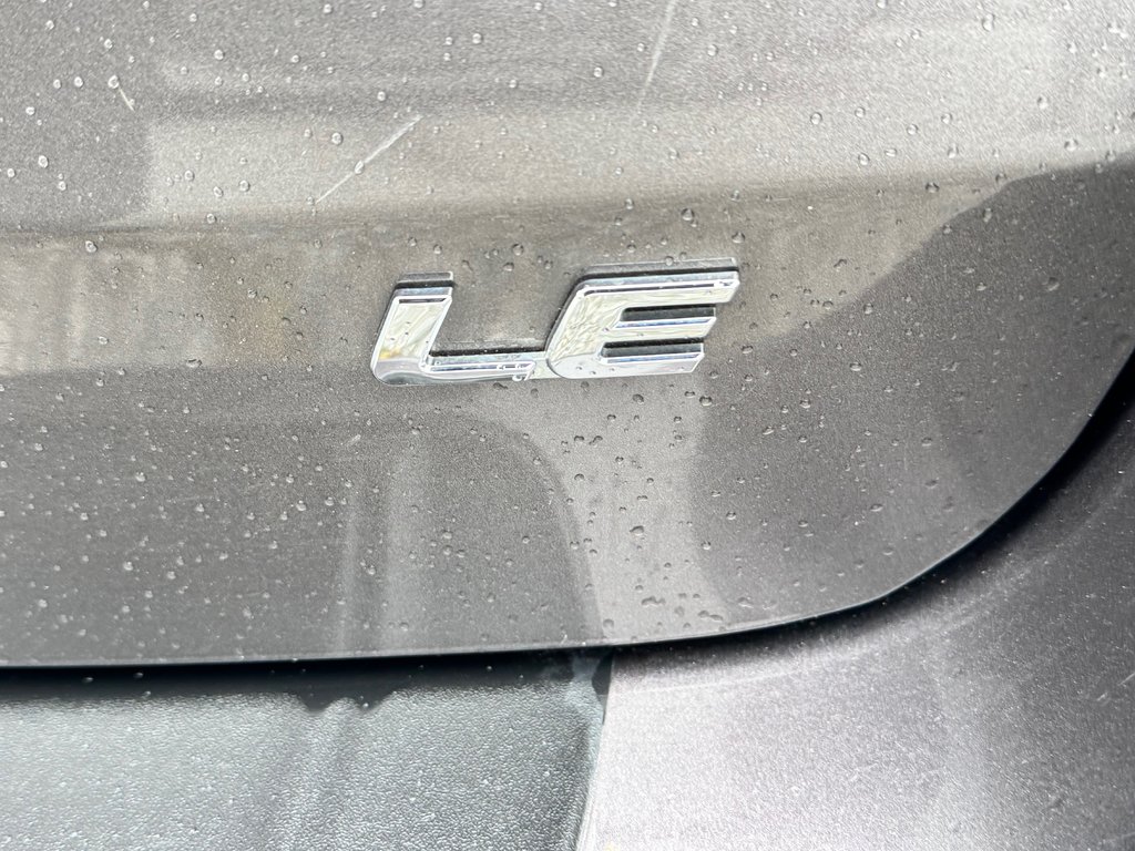 2016 Toyota Sienna LE 8 PLACES / HYPER PROPRE / BIEN ENTRETENU / in Thetford Mines, Quebec - 22 - w1024h768px