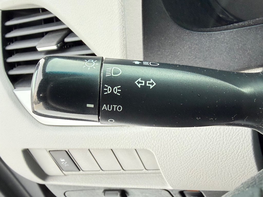 2016 Toyota Sienna LE 8 PLACES / HYPER PROPRE / BIEN ENTRETENU / in Thetford Mines, Quebec - 41 - w1024h768px