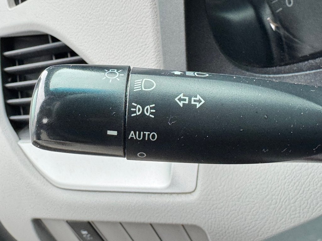 2016 Toyota Sienna LE 8 PLACES / HYPER PROPRE / BIEN ENTRETENU / in Thetford Mines, Quebec - 39 - w1024h768px