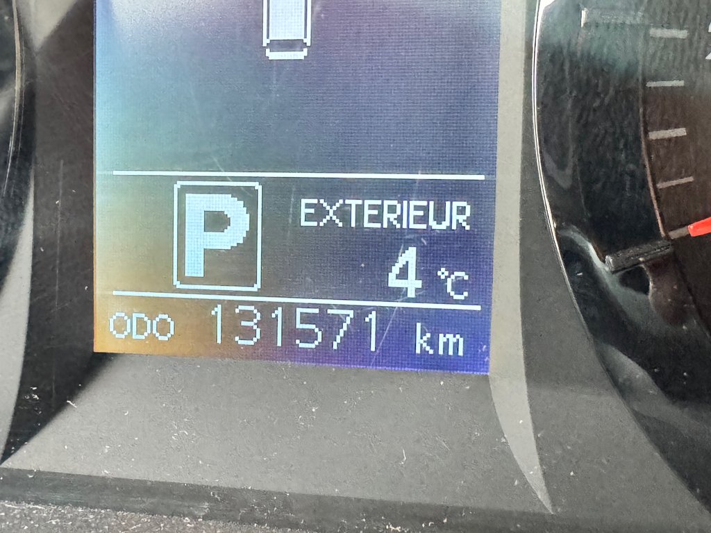 2016 Toyota Sienna LE 8 PLACES / HYPER PROPRE / BIEN ENTRETENU / in Thetford Mines, Quebec - 43 - w1024h768px