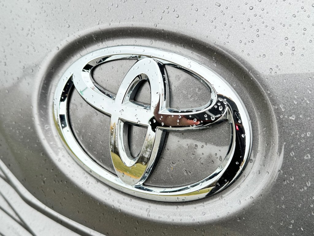 2016 Toyota Sienna LE 8 PLACES / HYPER PROPRE / BIEN ENTRETENU / in Thetford Mines, Quebec - 11 - w1024h768px