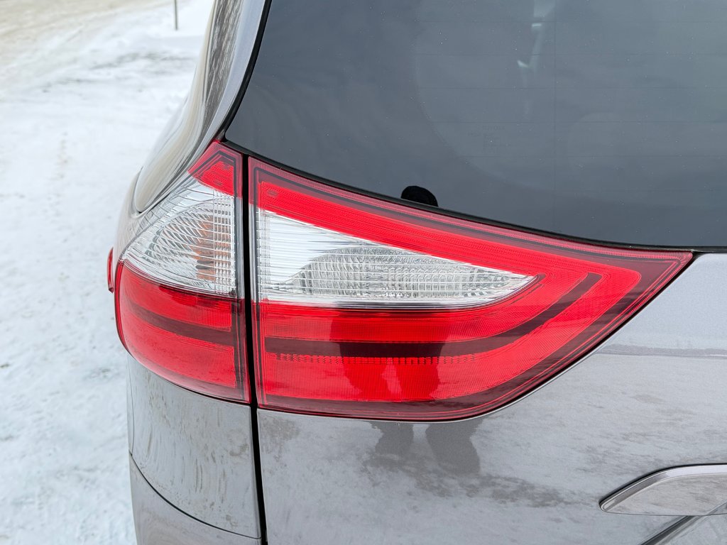 2016 Toyota Sienna LE 8 PLACES / HYPER PROPRE / BIEN ENTRETENU / in Thetford Mines, Quebec - 23 - w1024h768px
