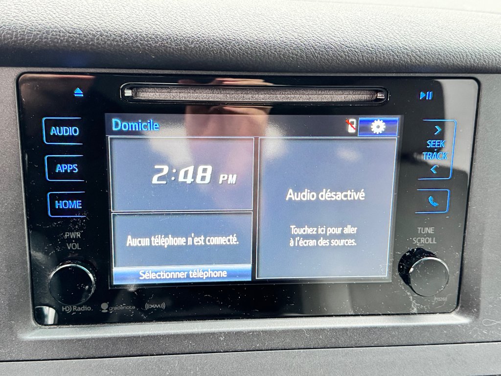 2016 Toyota Sienna LE 8 PLACES / HYPER PROPRE / BIEN ENTRETENU / in Thetford Mines, Quebec - 44 - w1024h768px