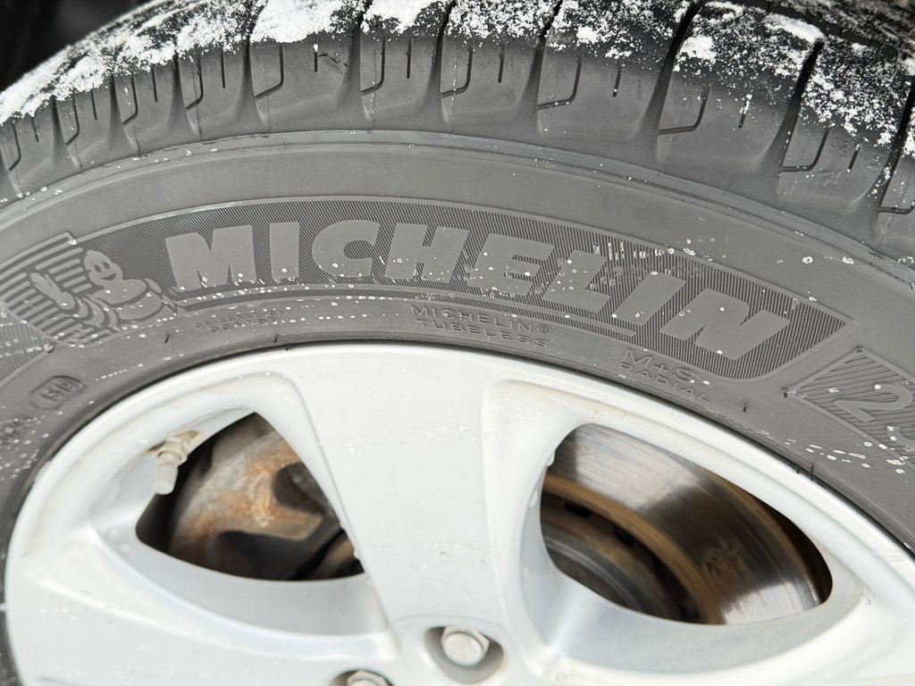 2016 Toyota Sienna LE 8 PLACES / HYPER PROPRE / BIEN ENTRETENU / in Thetford Mines, Quebec - 16 - w1024h768px