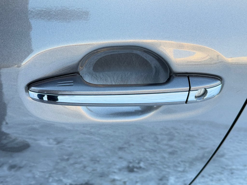 Toyota Sienna LIMITED FWD / LA TOTALE ! / INSPECTÉ SÉCURITAIRE / 2017 à Thetford Mines, Québec - 20 - w1024h768px