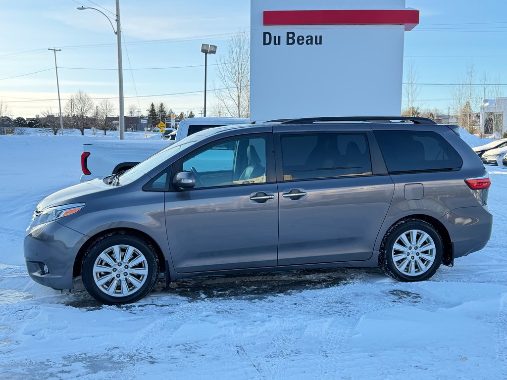 Toyota Sienna LIMITED FWD / LA TOTALE ! / INSPECTÉ SÉCURITAIRE / 2017 à Thetford Mines, Québec - 7 - w1024h768px