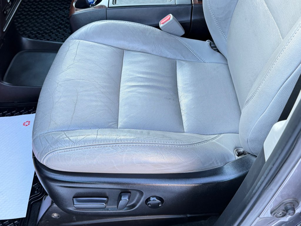 Toyota Sienna LIMITED FWD / LA TOTALE ! / INSPECTÉ SÉCURITAIRE / 2017 à Thetford Mines, Québec - 36 - w1024h768px