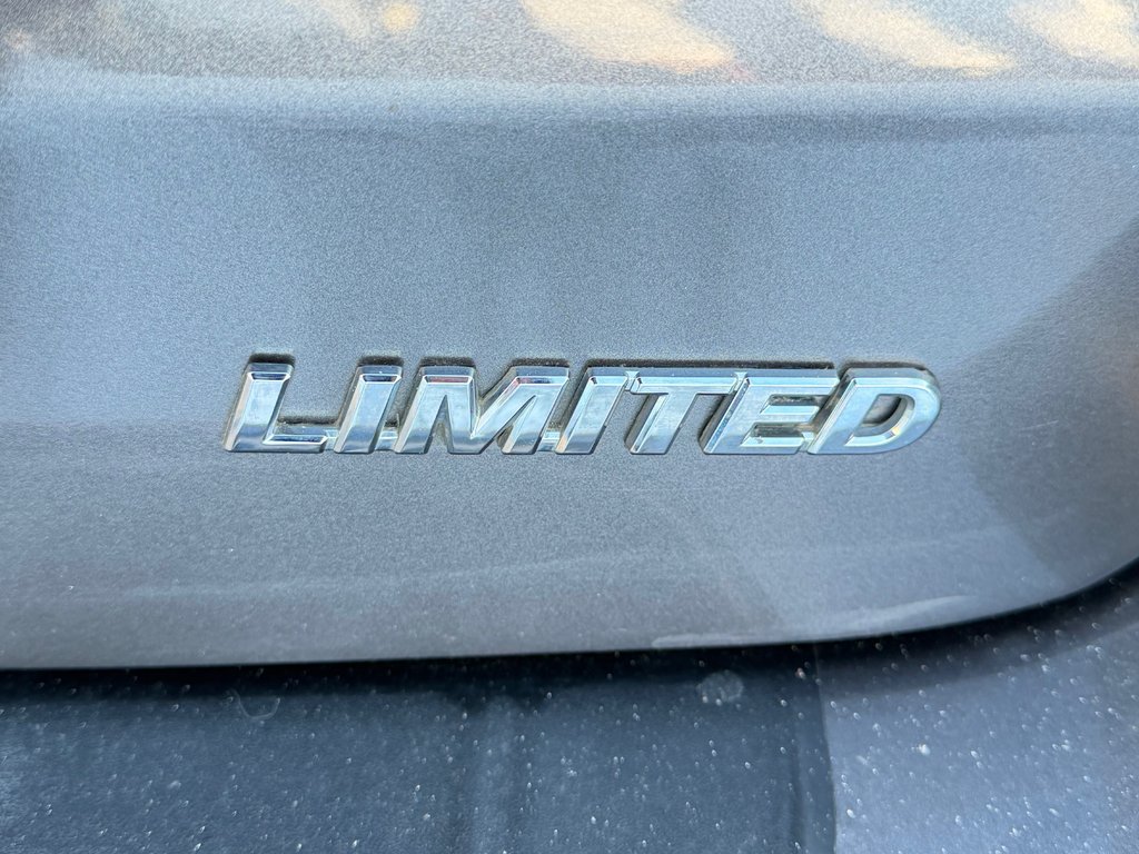 Toyota Sienna LIMITED FWD / LA TOTALE ! / INSPECTÉ SÉCURITAIRE / 2017 à Thetford Mines, Québec - 25 - w1024h768px