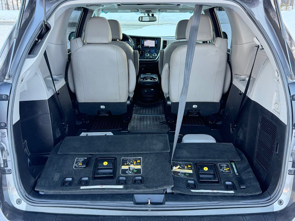 Toyota Sienna LIMITED FWD / LA TOTALE ! / INSPECTÉ SÉCURITAIRE / 2017 à Thetford Mines, Québec - 68 - w1024h768px