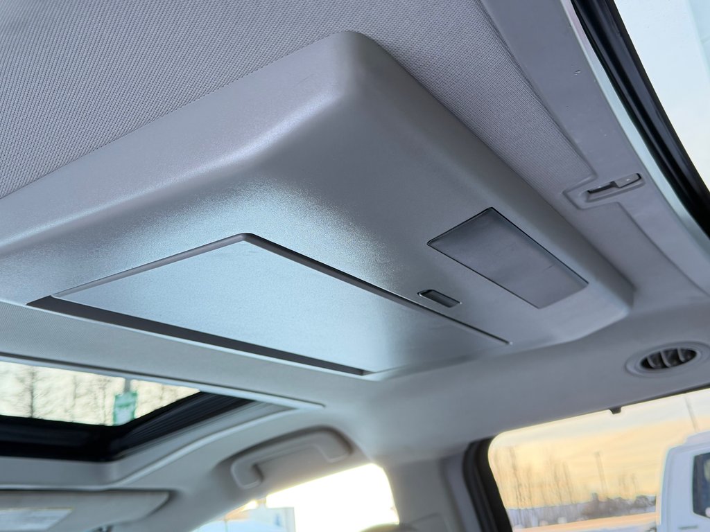 Toyota Sienna LIMITED FWD / LA TOTALE ! / INSPECTÉ SÉCURITAIRE / 2017 à Thetford Mines, Québec - 62 - w1024h768px