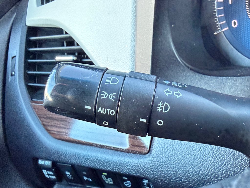 Toyota Sienna LIMITED FWD / LA TOTALE ! / INSPECTÉ SÉCURITAIRE / 2017 à Thetford Mines, Québec - 41 - w1024h768px