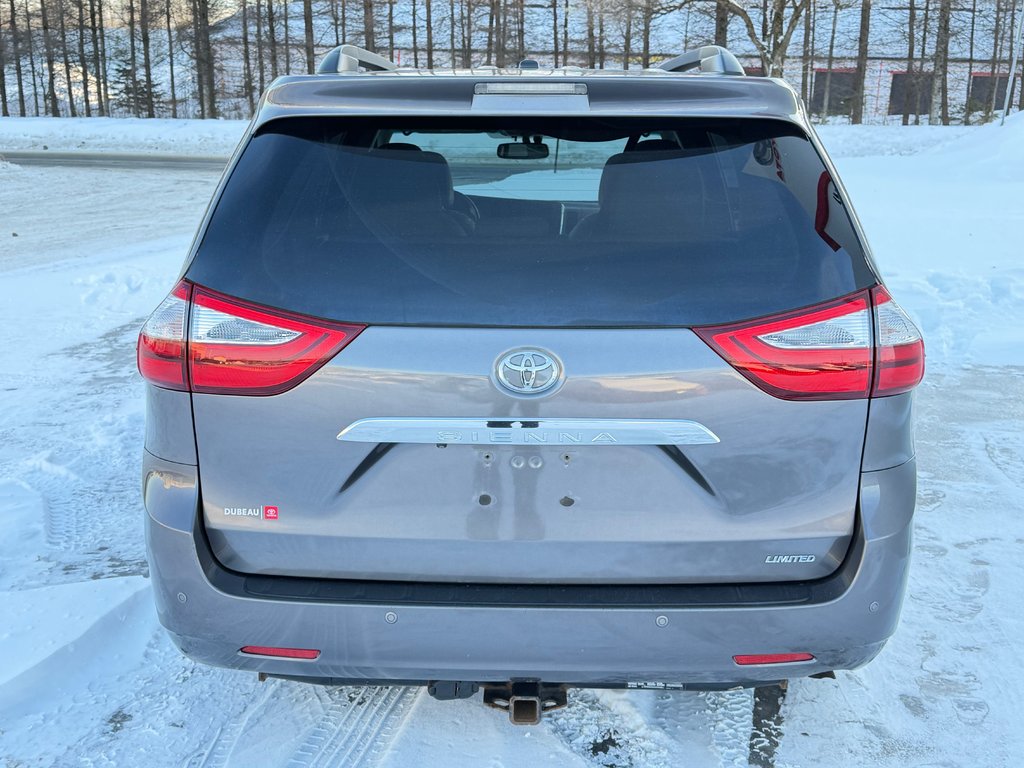 Toyota Sienna LIMITED FWD / LA TOTALE ! / INSPECTÉ SÉCURITAIRE / 2017 à Thetford Mines, Québec - 5 - w1024h768px