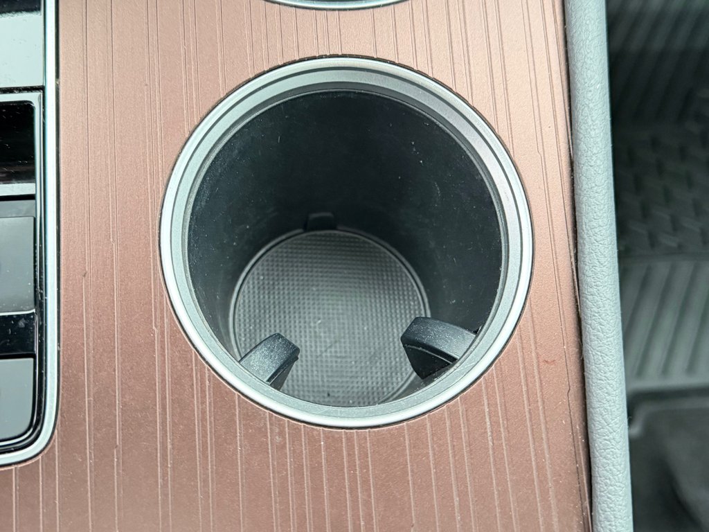 Toyota Sienna XLE AWD / HYBRIDE / AUBAINE A SAISIR !! / 2021 à Thetford Mines, Québec - 48 - w1024h768px