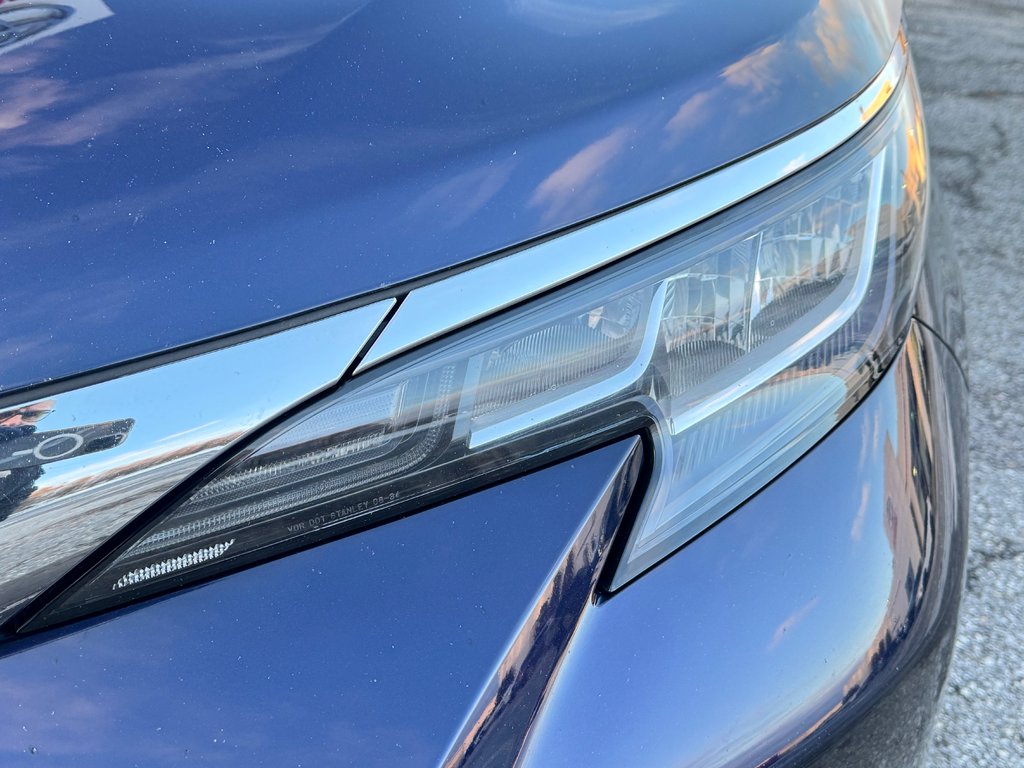 Toyota Sienna XLE AWD / HYBRIDE / AUBAINE A SAISIR !! / 2021 à Thetford Mines, Québec - 10 - w1024h768px