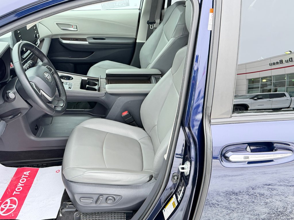 Toyota Sienna XLE AWD / HYBRIDE / AUBAINE A SAISIR !! / 2021 à Thetford Mines, Québec - 28 - w1024h768px