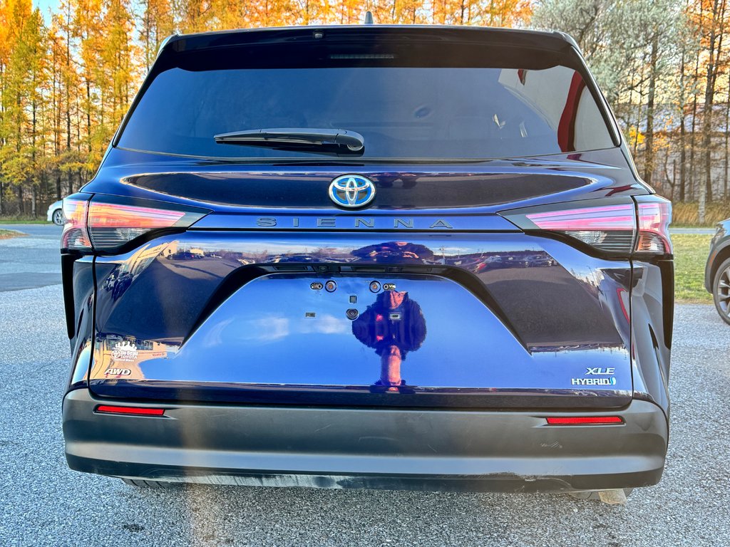 Toyota Sienna XLE AWD / HYBRIDE / AUBAINE A SAISIR !! / 2021 à Thetford Mines, Québec - 26 - w1024h768px
