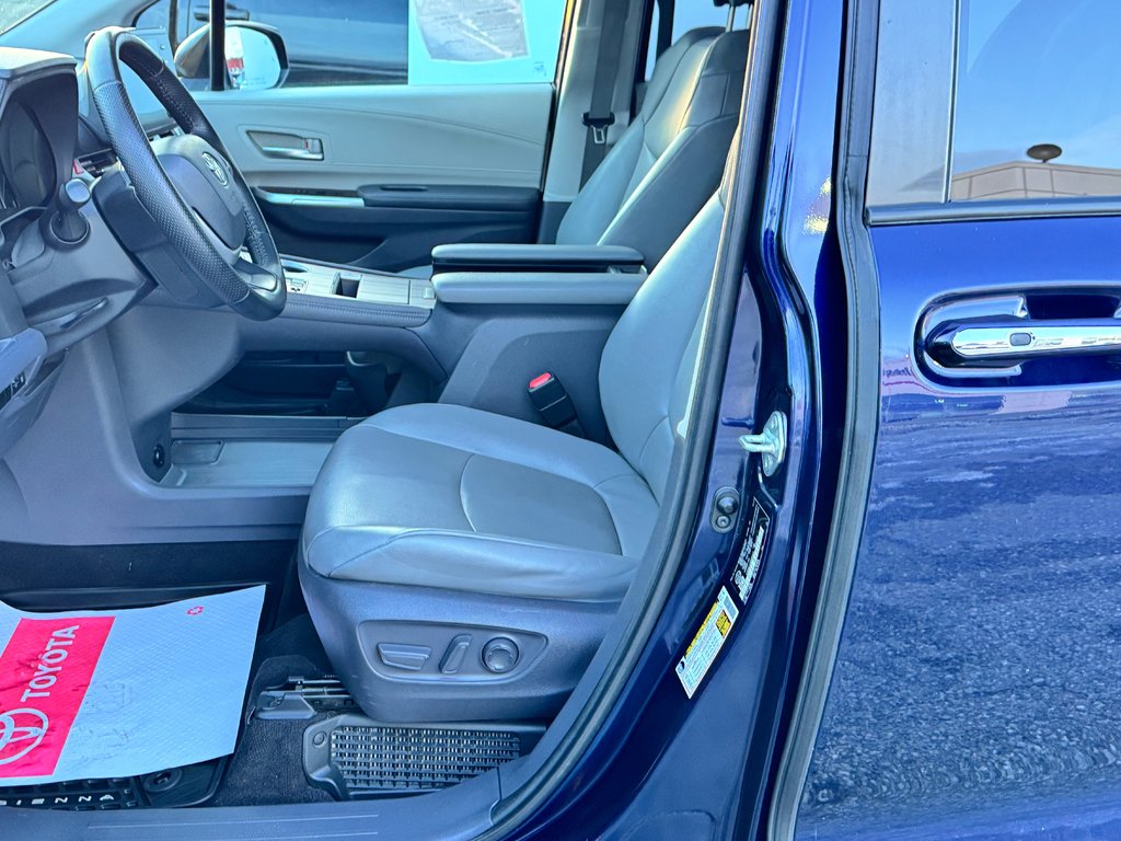Toyota Sienna XLE AWD / HYBRIDE / AUBAINE A SAISIR !! / 2021 à Thetford Mines, Québec - 29 - w1024h768px