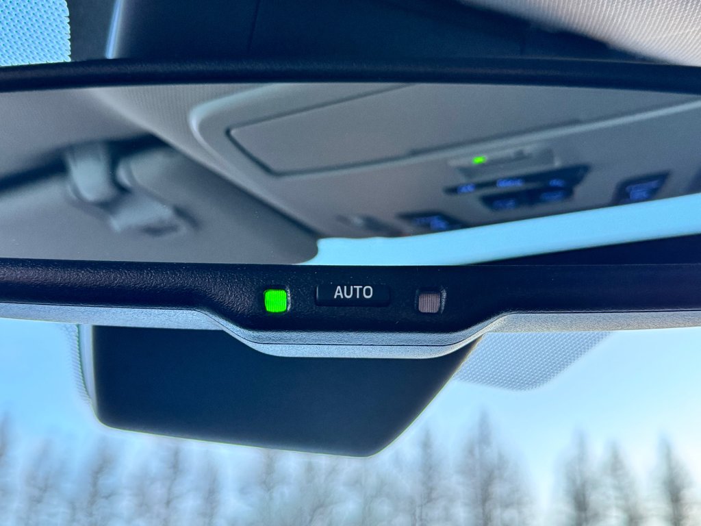 Toyota Sienna XLE AWD / HYBRIDE / AUBAINE A SAISIR !! / 2021 à Thetford Mines, Québec - 53 - w1024h768px