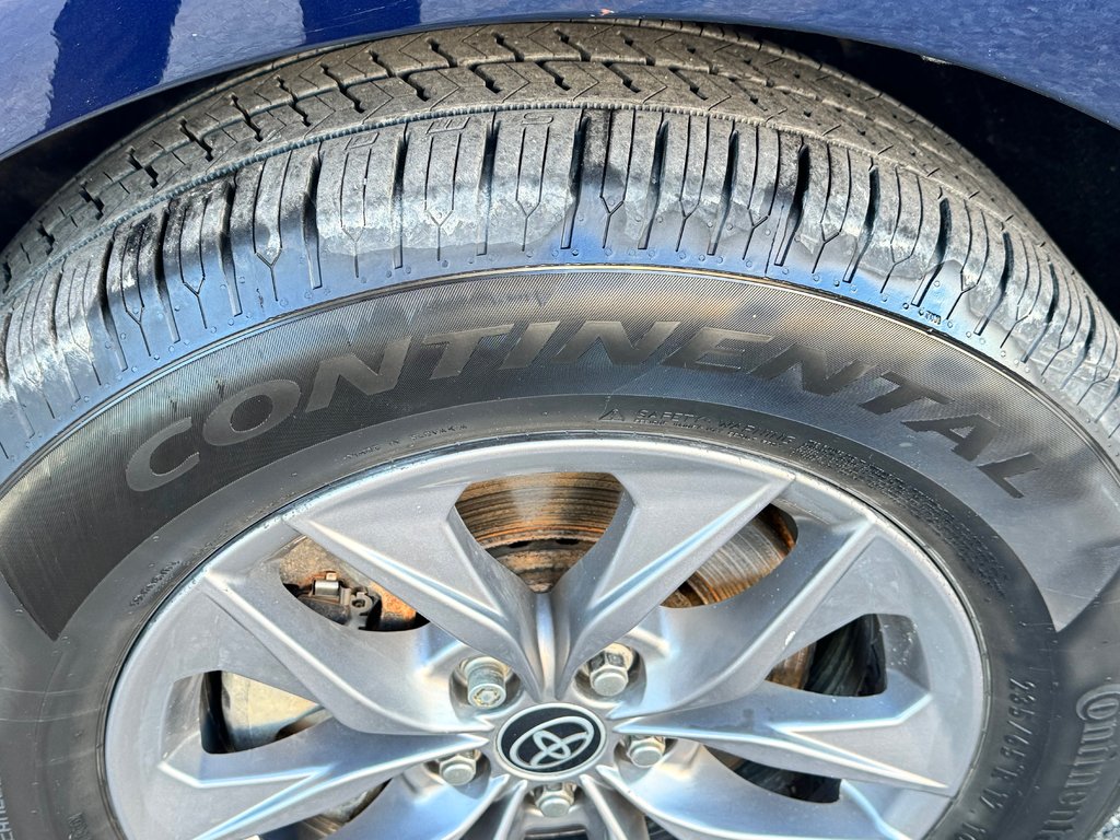 Toyota Sienna XLE AWD / HYBRIDE / AUBAINE A SAISIR !! / 2021 à Thetford Mines, Québec - 16 - w1024h768px