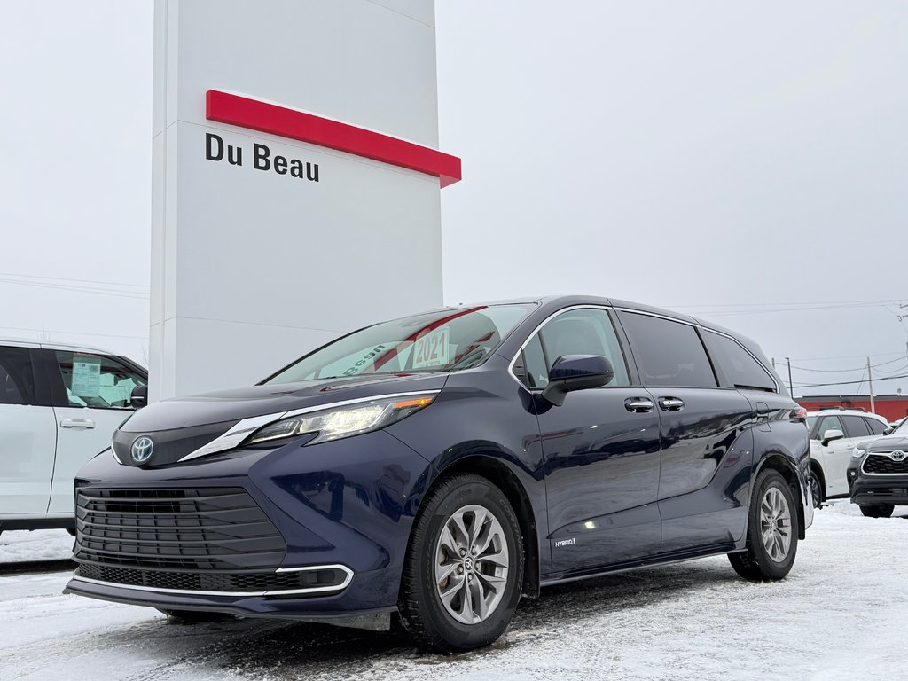 Toyota Sienna XLE AWD / HYBRIDE / AUBAINE A SAISIR !! / 2021 à Thetford Mines, Québec - 1 - w1024h768px