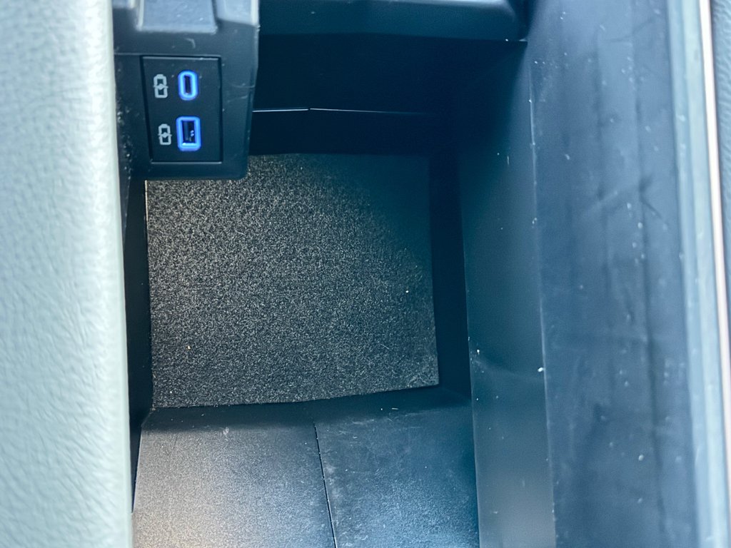 Toyota Sienna XLE AWD / HYBRIDE / AUBAINE A SAISIR !! / 2021 à Thetford Mines, Québec - 51 - w1024h768px