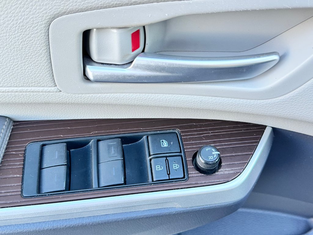 Toyota Sienna XLE AWD / HYBRIDE / AUBAINE A SAISIR !! / 2021 à Thetford Mines, Québec - 28 - w1024h768px