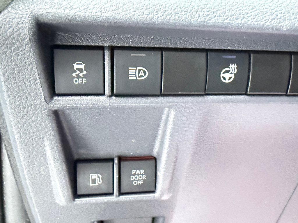 Toyota Sienna XLE AWD / HYBRIDE / AUBAINE A SAISIR !! / 2021 à Thetford Mines, Québec - 33 - w1024h768px