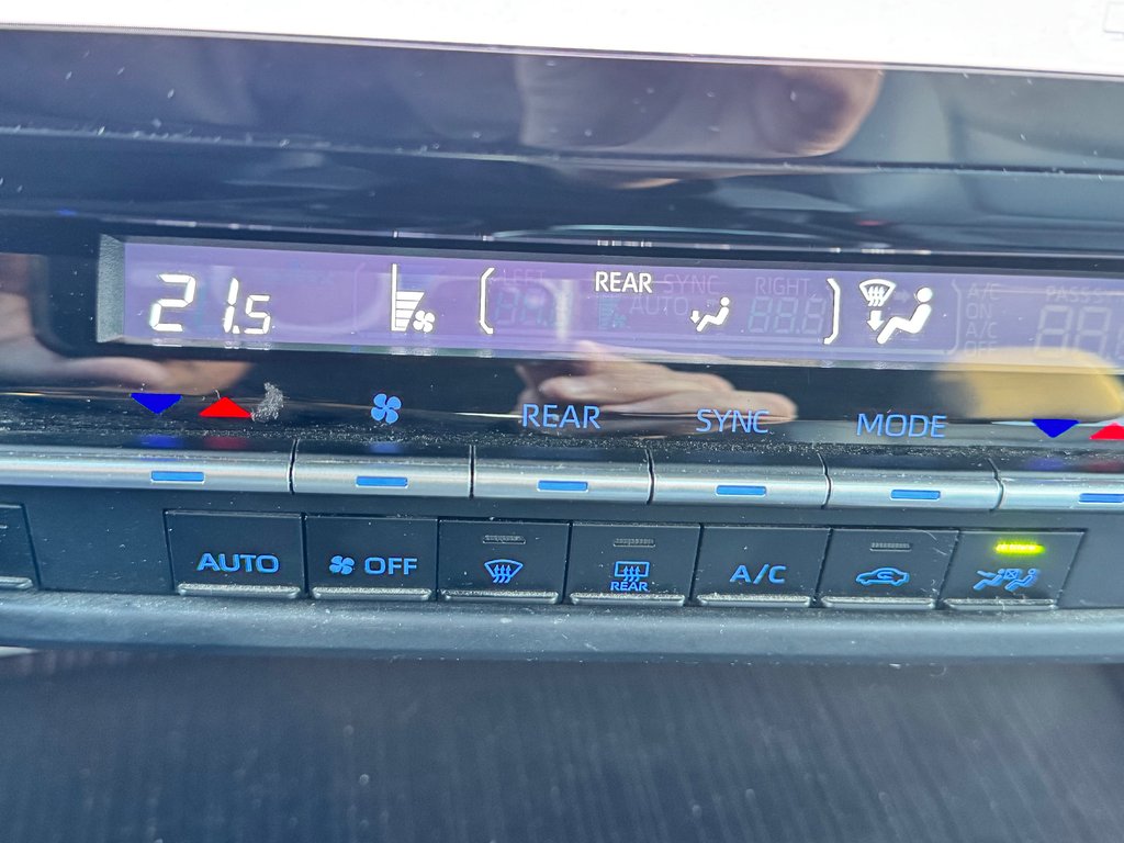 Toyota Sienna XLE AWD / HYBRIDE / AUBAINE A SAISIR !! / 2021 à Thetford Mines, Québec - 54 - w1024h768px