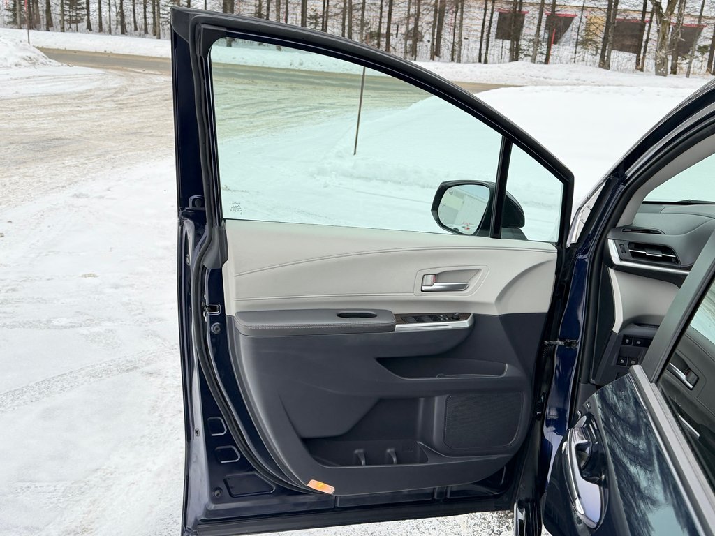 Toyota Sienna XLE AWD / HYBRIDE / AUBAINE A SAISIR !! / 2021 à Thetford Mines, Québec - 26 - w1024h768px