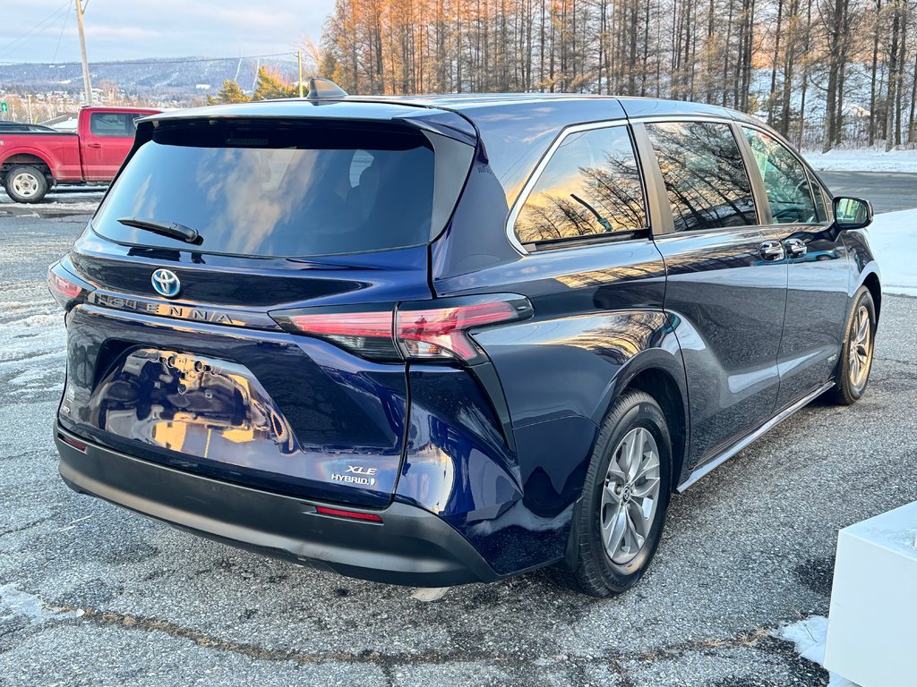 Toyota Sienna XLE AWD / HYBRIDE / AUBAINE A SAISIR !! / 2021 à Thetford Mines, Québec - 4 - w1024h768px