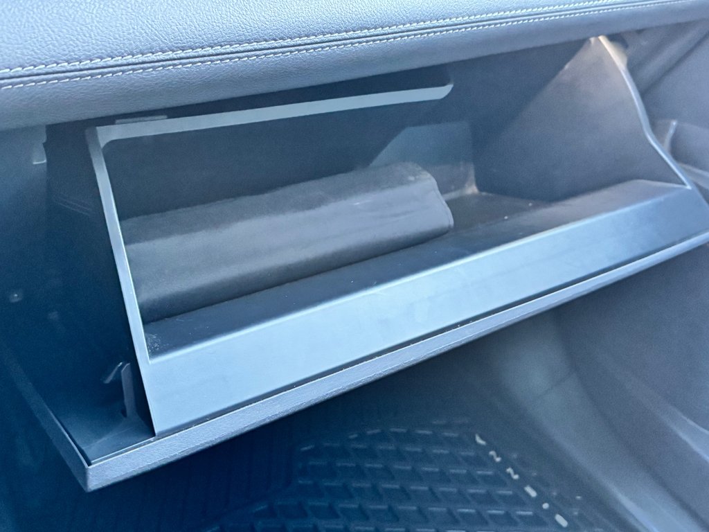 Toyota Sienna XLE AWD / HYBRIDE / AUBAINE A SAISIR !! / 2021 à Thetford Mines, Québec - 52 - w1024h768px