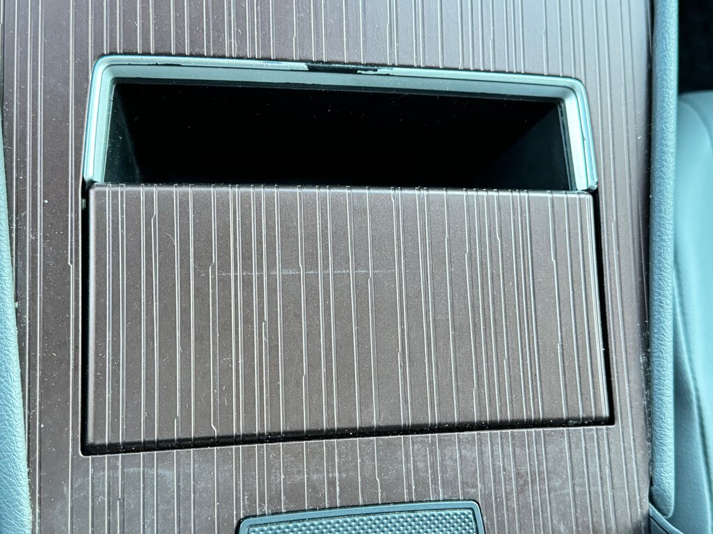 Toyota Sienna XLE AWD / HYBRIDE / AUBAINE A SAISIR !! / 2021 à Thetford Mines, Québec - 49 - w1024h768px