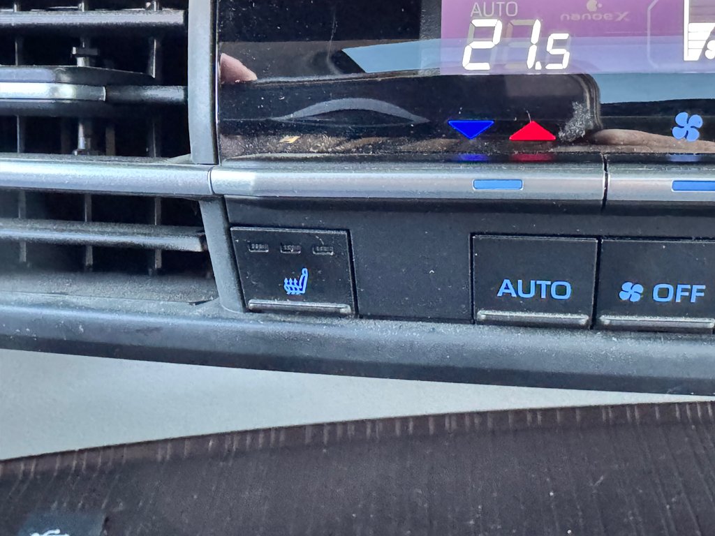 Toyota Sienna XLE AWD / HYBRIDE / AUBAINE A SAISIR !! / 2021 à Thetford Mines, Québec - 53 - w1024h768px