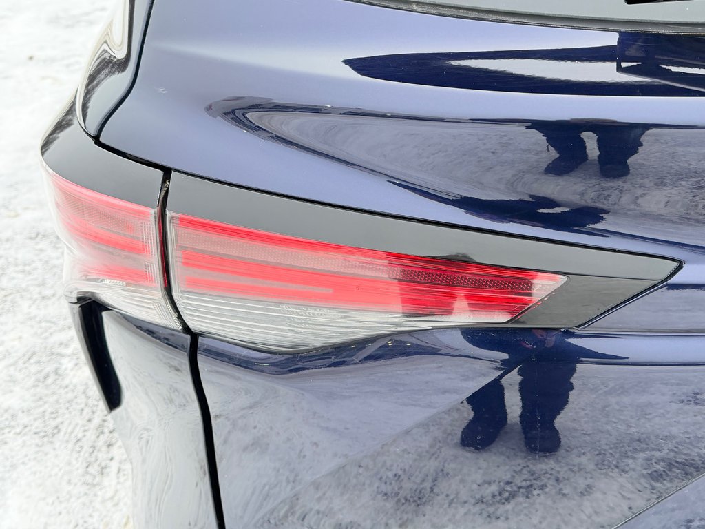 Toyota Sienna XLE AWD / HYBRIDE / AUBAINE A SAISIR !! / 2021 à Thetford Mines, Québec - 22 - w1024h768px