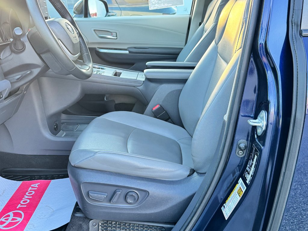 Toyota Sienna XLE AWD / HYBRIDE / AUBAINE A SAISIR !! / 2021 à Thetford Mines, Québec - 30 - w1024h768px