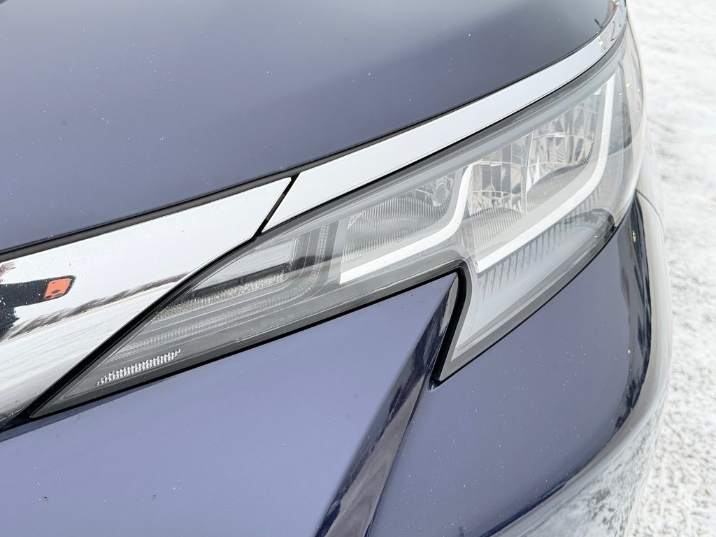 Toyota Sienna XLE AWD / HYBRIDE / AUBAINE A SAISIR !! / 2021 à Thetford Mines, Québec - 10 - w1024h768px