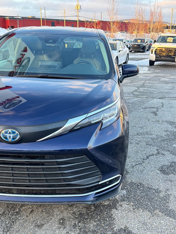 Toyota Sienna XLE AWD / HYBRIDE / AUBAINE A SAISIR !! / 2021 à Thetford Mines, Québec - 8 - w1024h768px