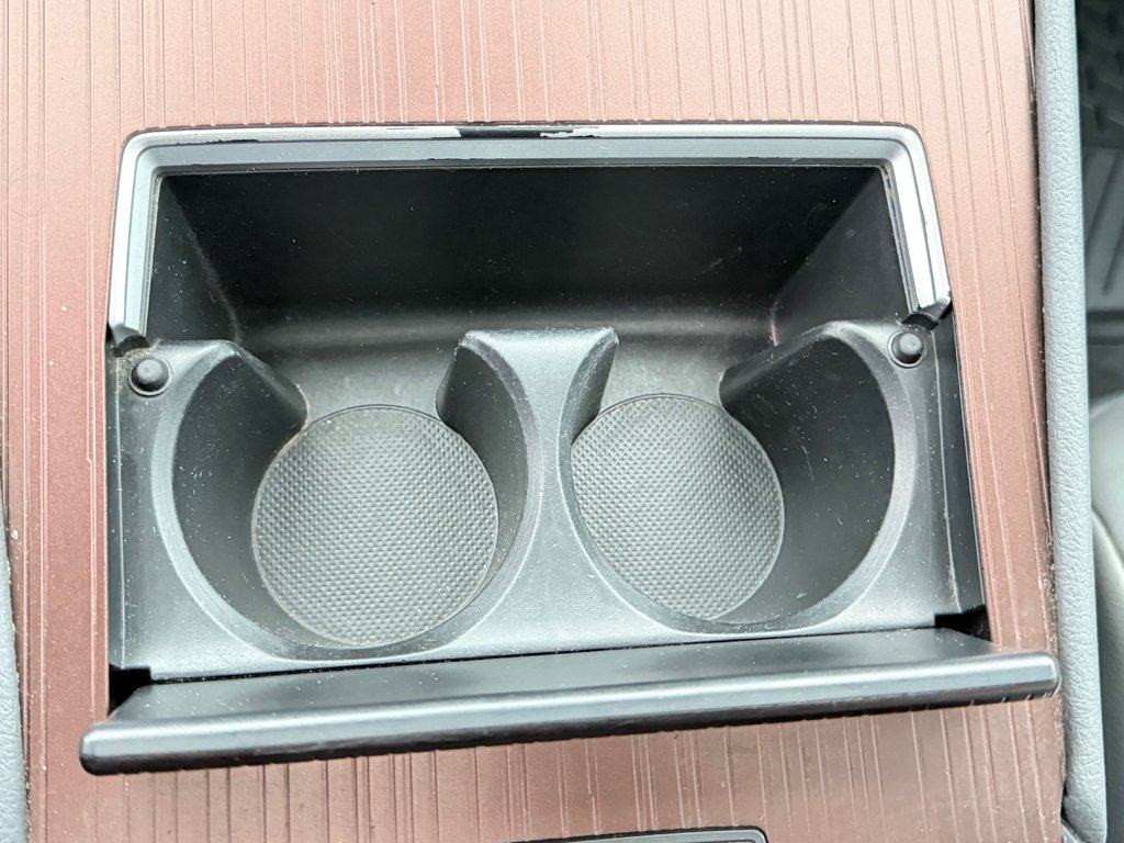 Toyota Sienna XLE AWD / HYBRIDE / AUBAINE A SAISIR !! / 2021 à Thetford Mines, Québec - 50 - w1024h768px