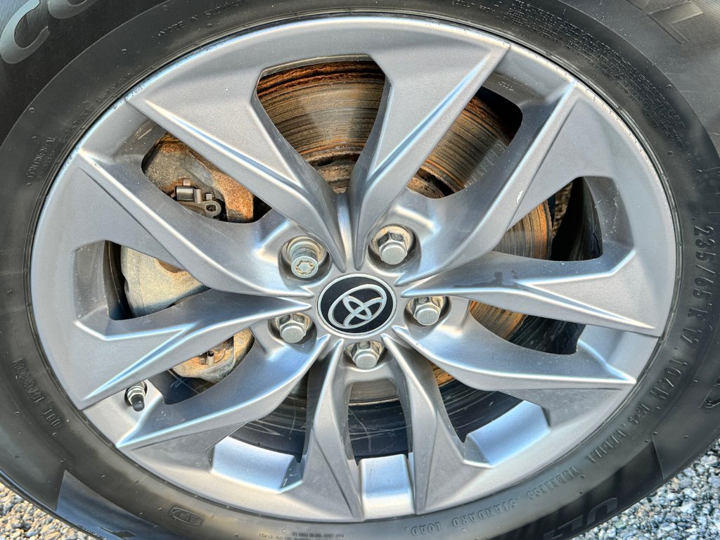 Toyota Sienna XLE AWD / HYBRIDE / AUBAINE A SAISIR !! / 2021 à Thetford Mines, Québec - 15 - w1024h768px