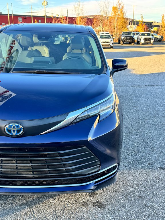 Toyota Sienna XLE AWD / HYBRIDE / AUBAINE A SAISIR !! / 2021 à Thetford Mines, Québec - 9 - w1024h768px